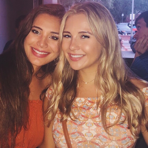 Meet your Posher, Kylie - Picture 1 of 1